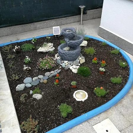 Casa de hóspedes Dobi 3*