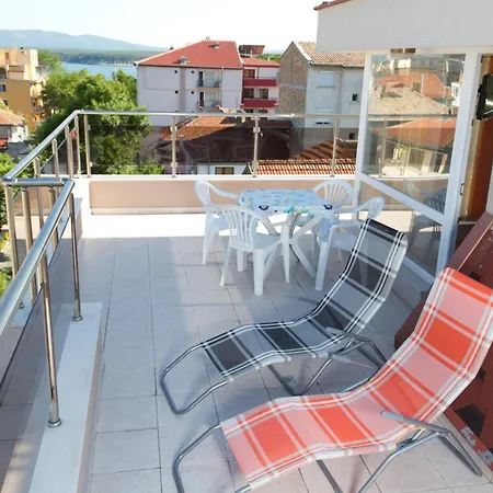 Casa de hóspedes Dobi